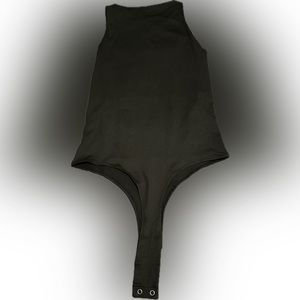Reoria (Amazon) NWT black medium bodysuit